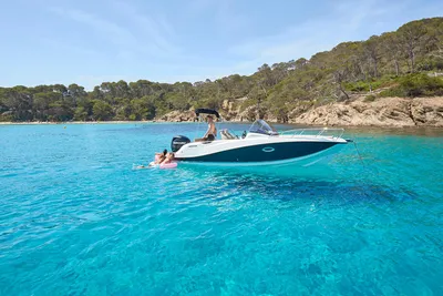 2025 Quicksilver Activ 675 Sundeck
