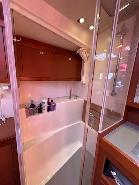 2013 Beneteau 48 