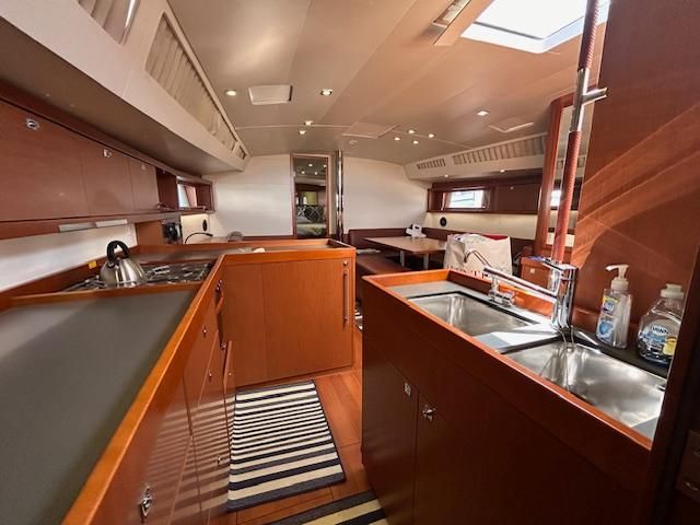 2013 Beneteau 48 