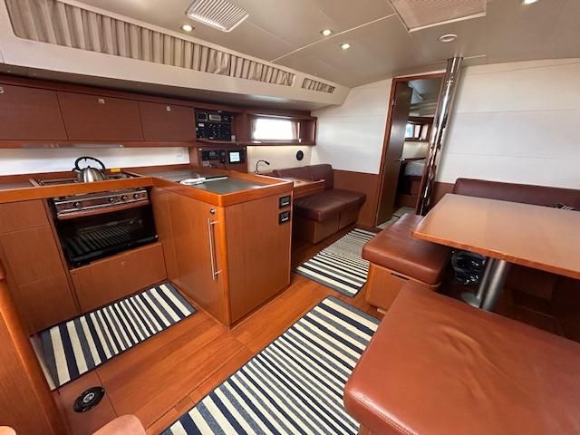 2013 Beneteau 48 