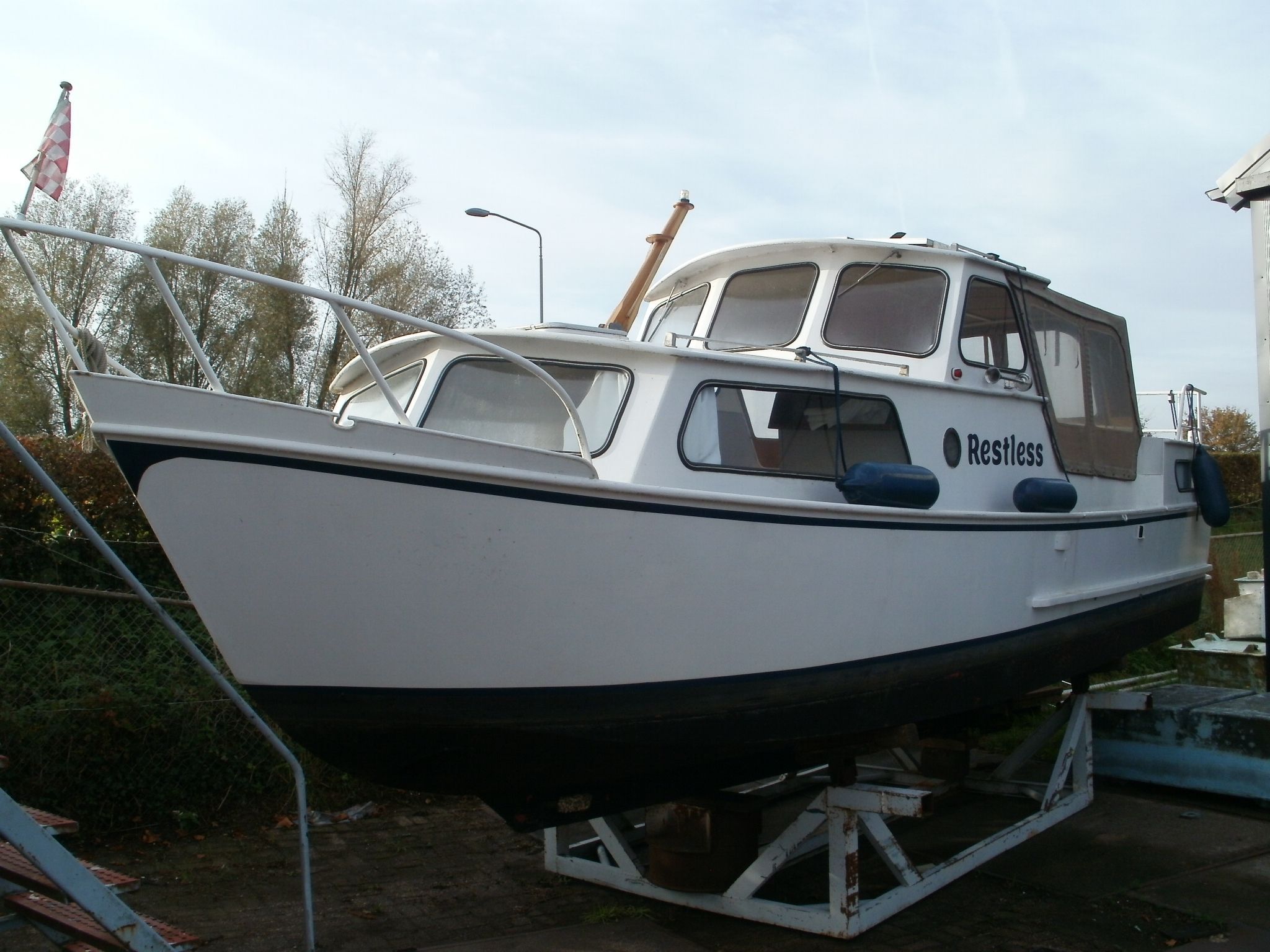 1990 Crown Cruiser AK