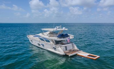 Yacht