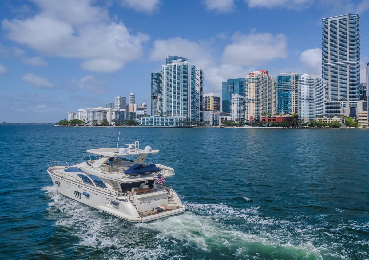 2008 Azimut 75 