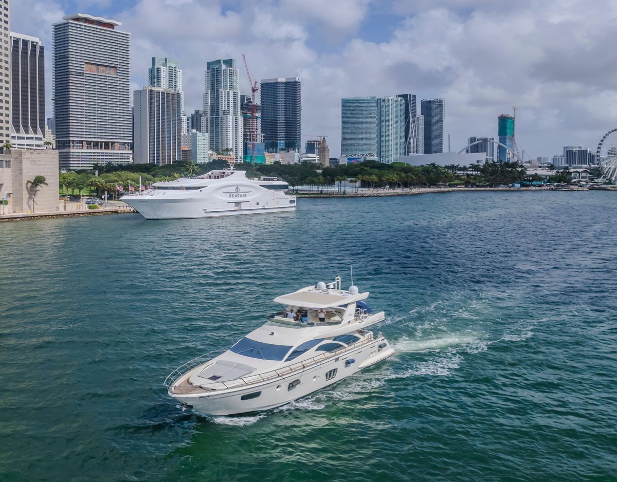 2008 Azimut 75 