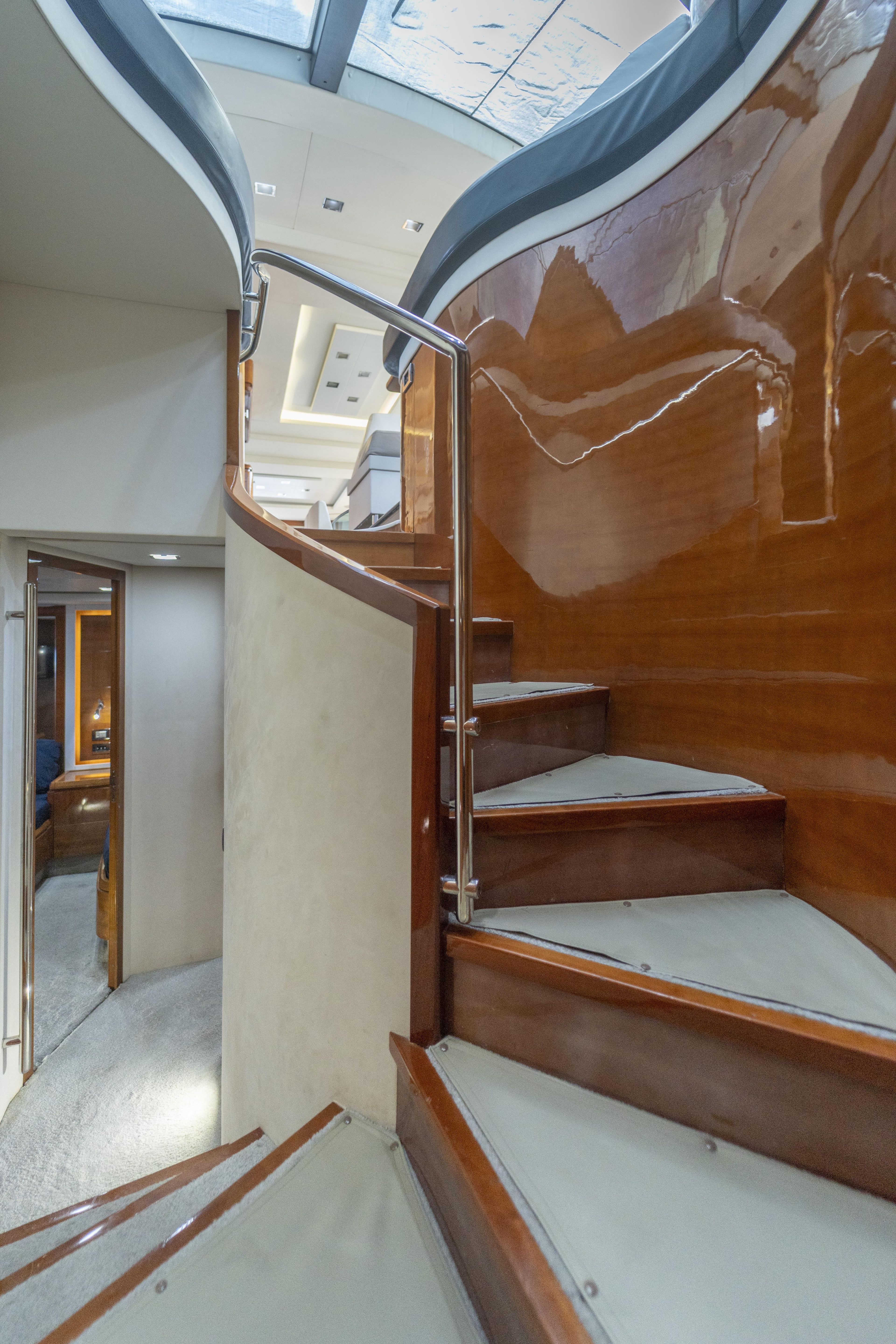 2008 Azimut 75 