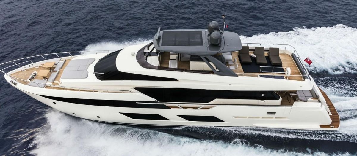 2019 Ferretti Yachts 93 