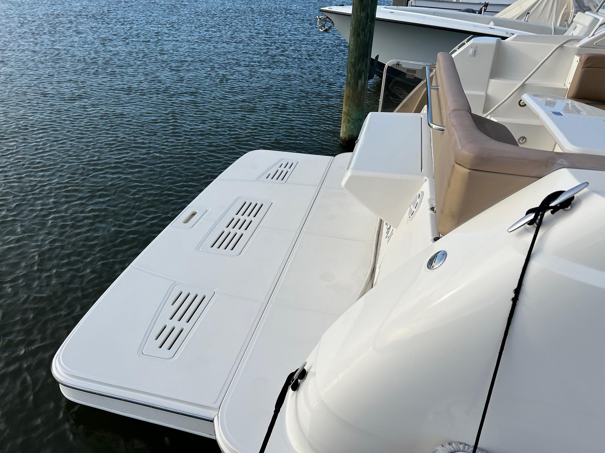 2017 Sea Ray 400 Sundancer Cruiser for sale YachtWorld