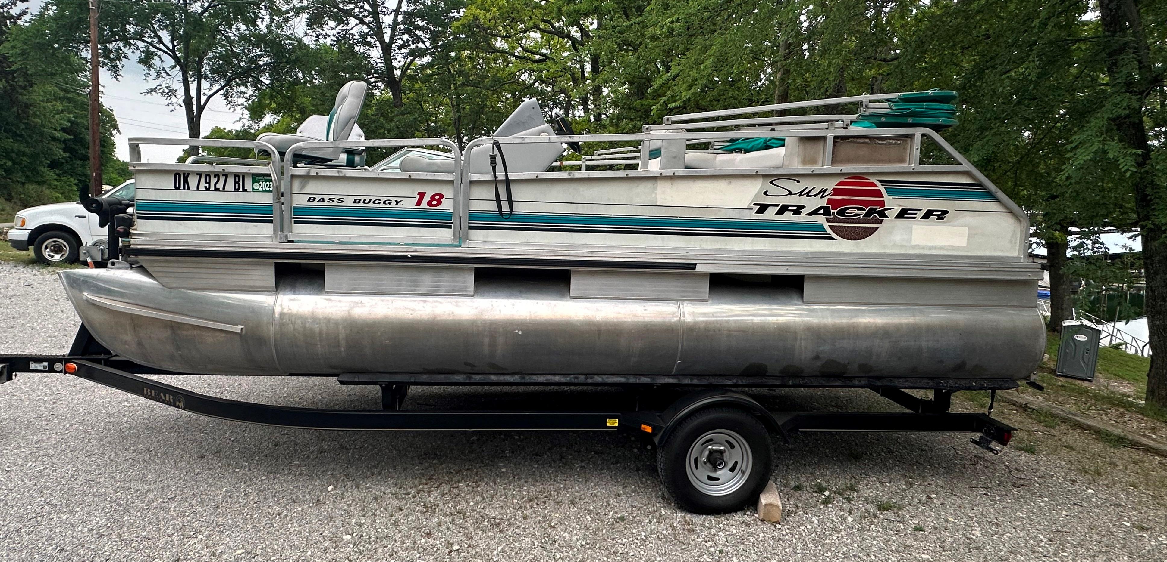 1995 Sun Tracker Bass Buggy Pontoon for sale - YachtWorld