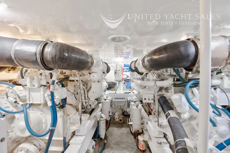 Boy's Toy Yacht Photos Pics 