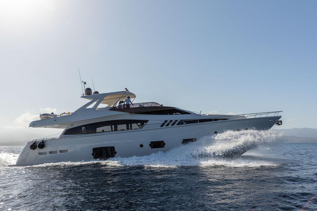 2016 Ferretti Yachts 81 