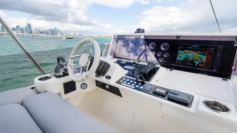 Ohana Yacht Photos Pics 