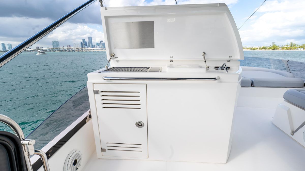 2016 Sunseeker 55 