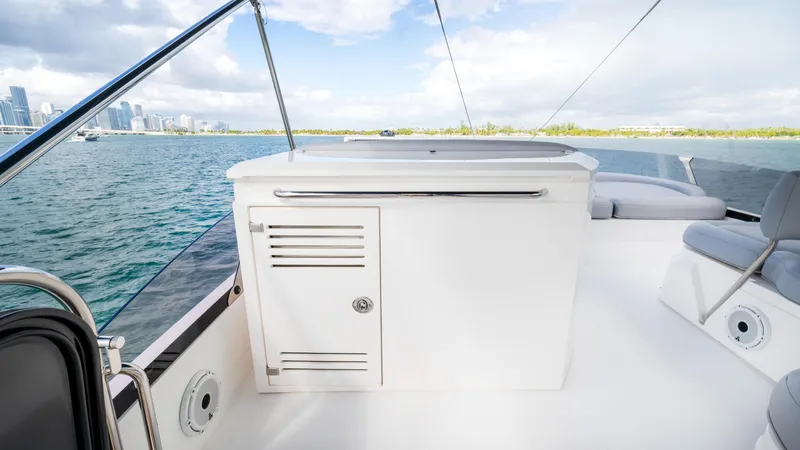 Ohana Yacht Photos Pics 