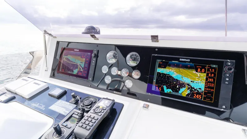 Ohana Yacht Photos Pics 