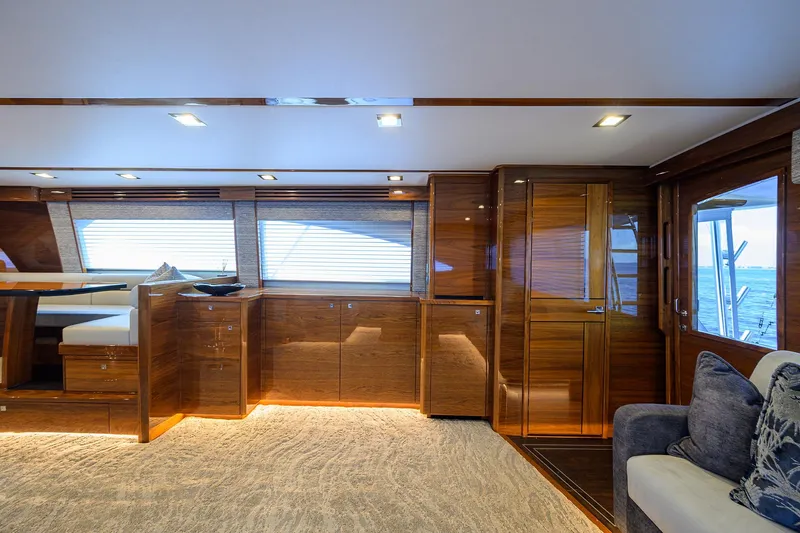 A Salt Weapon Yacht Photos Pics Viking 80 A SALT WEAPON - Salon