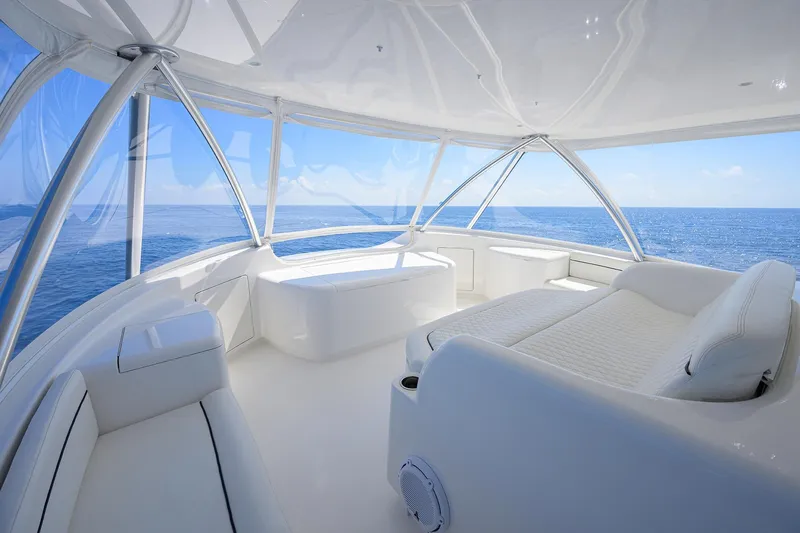 A Salt Weapon Yacht Photos Pics Viking 80 A SALT WEAPON - Flybridge Seating