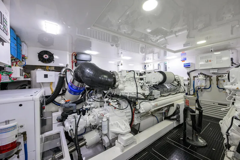 A Salt Weapon Yacht Photos Pics Viking 80 A SALT WEAPON - Engine Room