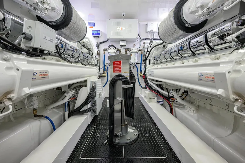 A Salt Weapon Yacht Photos Pics Viking 80 A SALT WEAPON - Engine Room