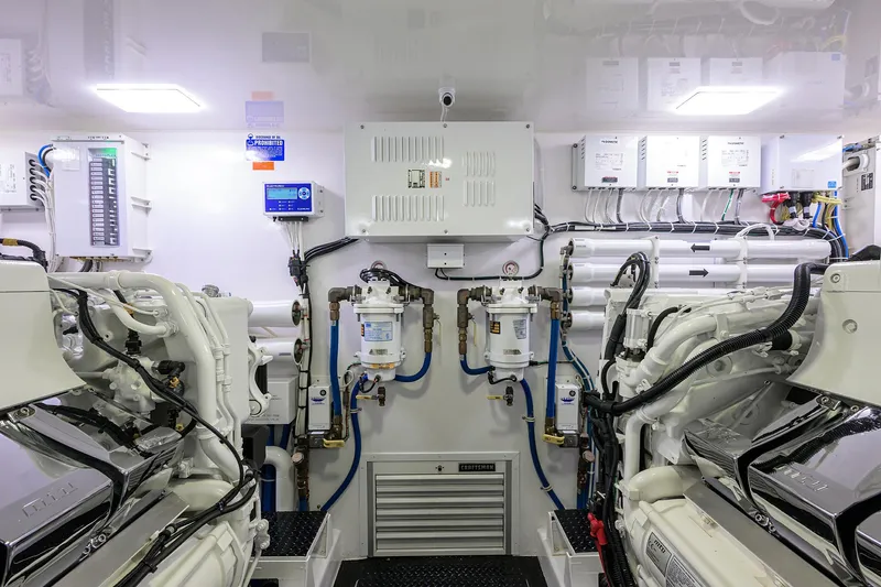 A Salt Weapon Yacht Photos Pics Viking 80 A SALT WEAPON - Engine Room
