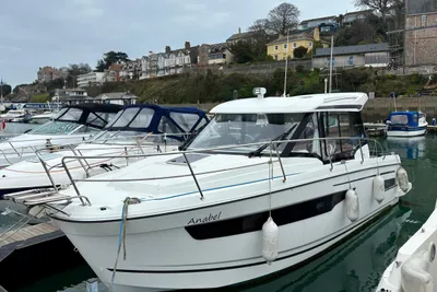 2019 Jeanneau Merry Fisher 895 Offshore