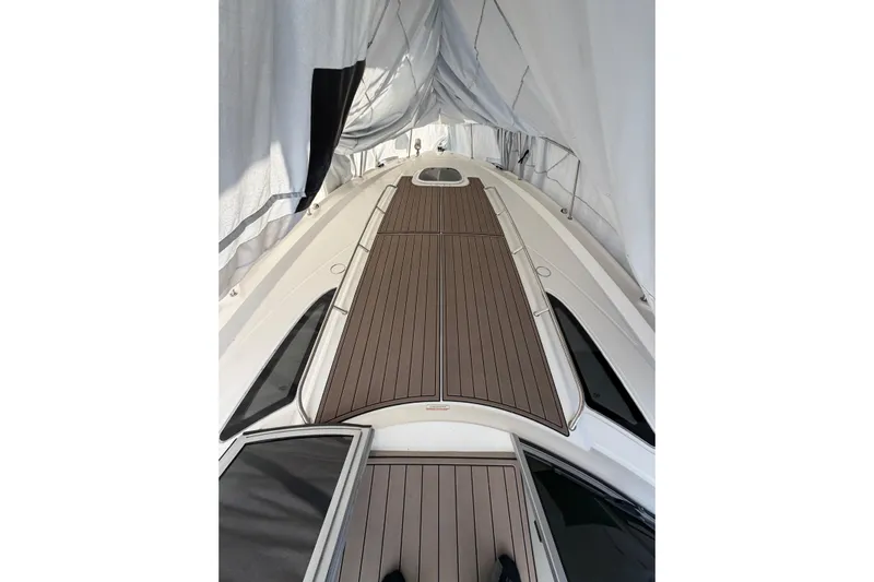  Yacht Photos Pics 2014 Sea Ray 370 Sundancer boat deck under protective cover.
