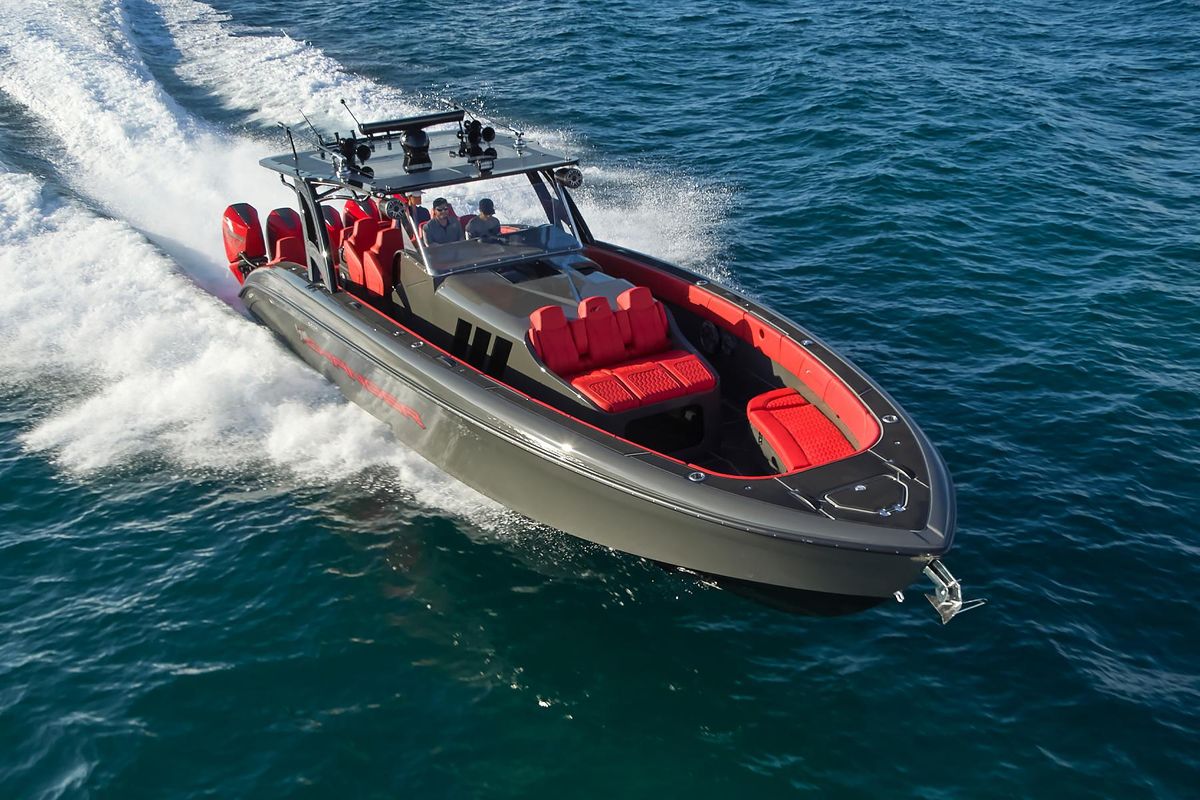 2021 Midnight Express 43 