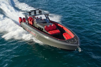 Yacht
