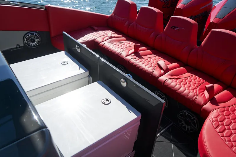  Yacht Photos Pics Luxurious red seating on 2021 Midnight Express 43' Solstice boat interior.