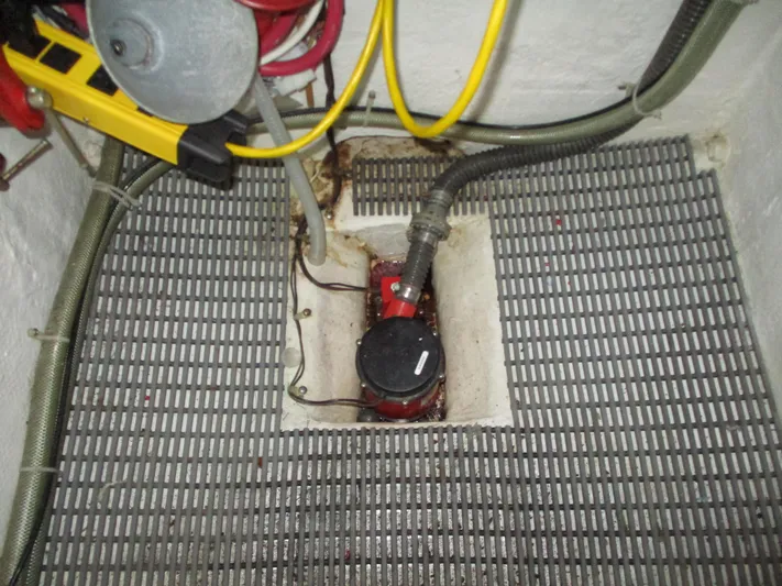 Spice Yacht Photos Pics 