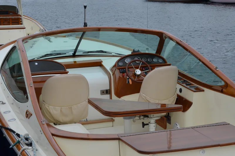 Tango Yacht Photos Pics Cockpit