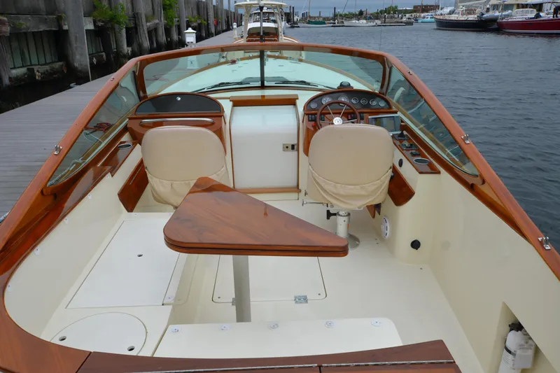 Tango Yacht Photos Pics Curved Settee