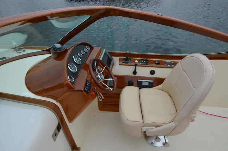 Tango Yacht Photos Pics Helm Seat