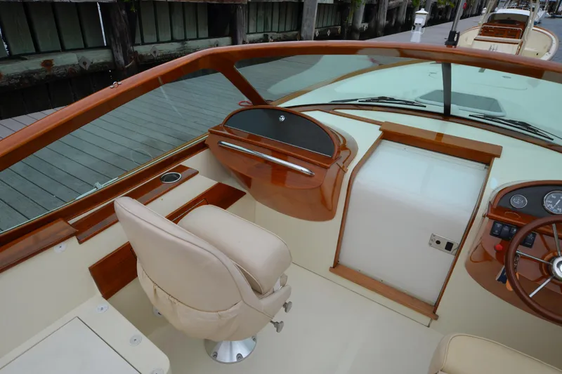 Tango Yacht Photos Pics Companionway