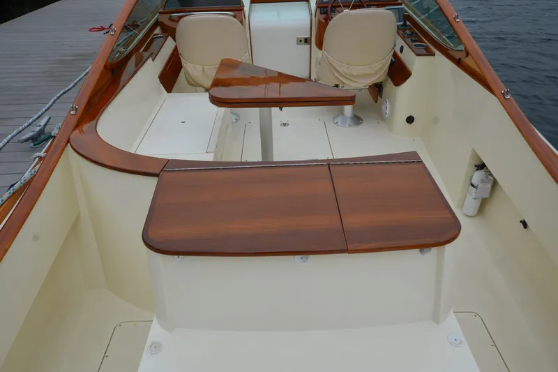 Tango Yacht Photos Pics Aft Facing Settee