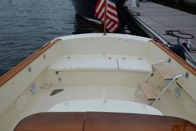 Tango Yacht Photos Pics Aft Settee