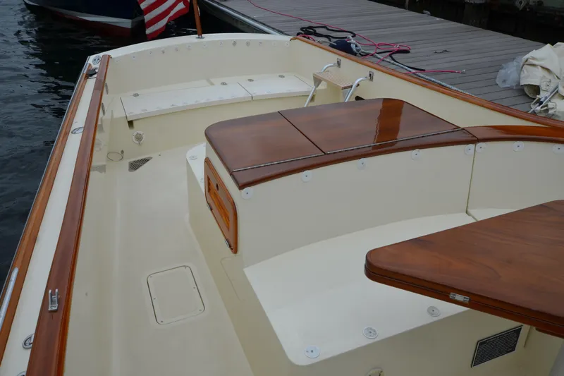 Tango Yacht Photos Pics Looking Aft