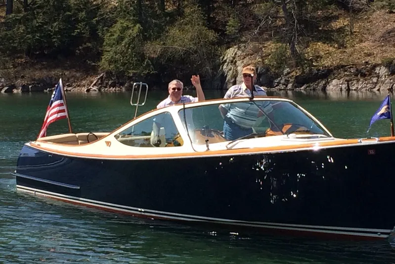 Tango Yacht Photos Pics Glistening Hull Paint