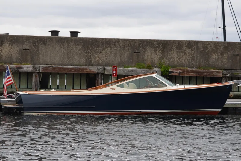 Tango Yacht Photos Pics Starboard Side