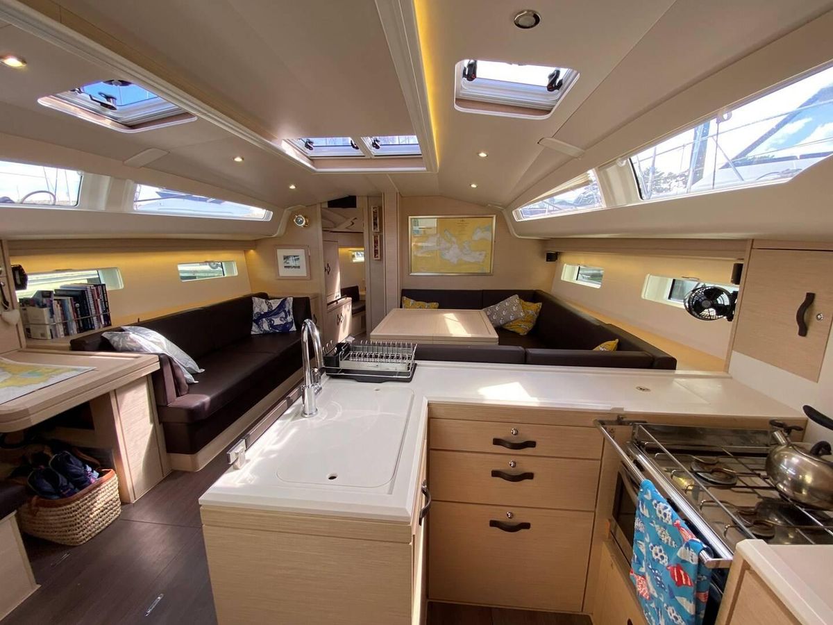 2017 Jeanneau 50 