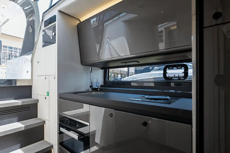 Shee-naughty Yacht Photos Pics 