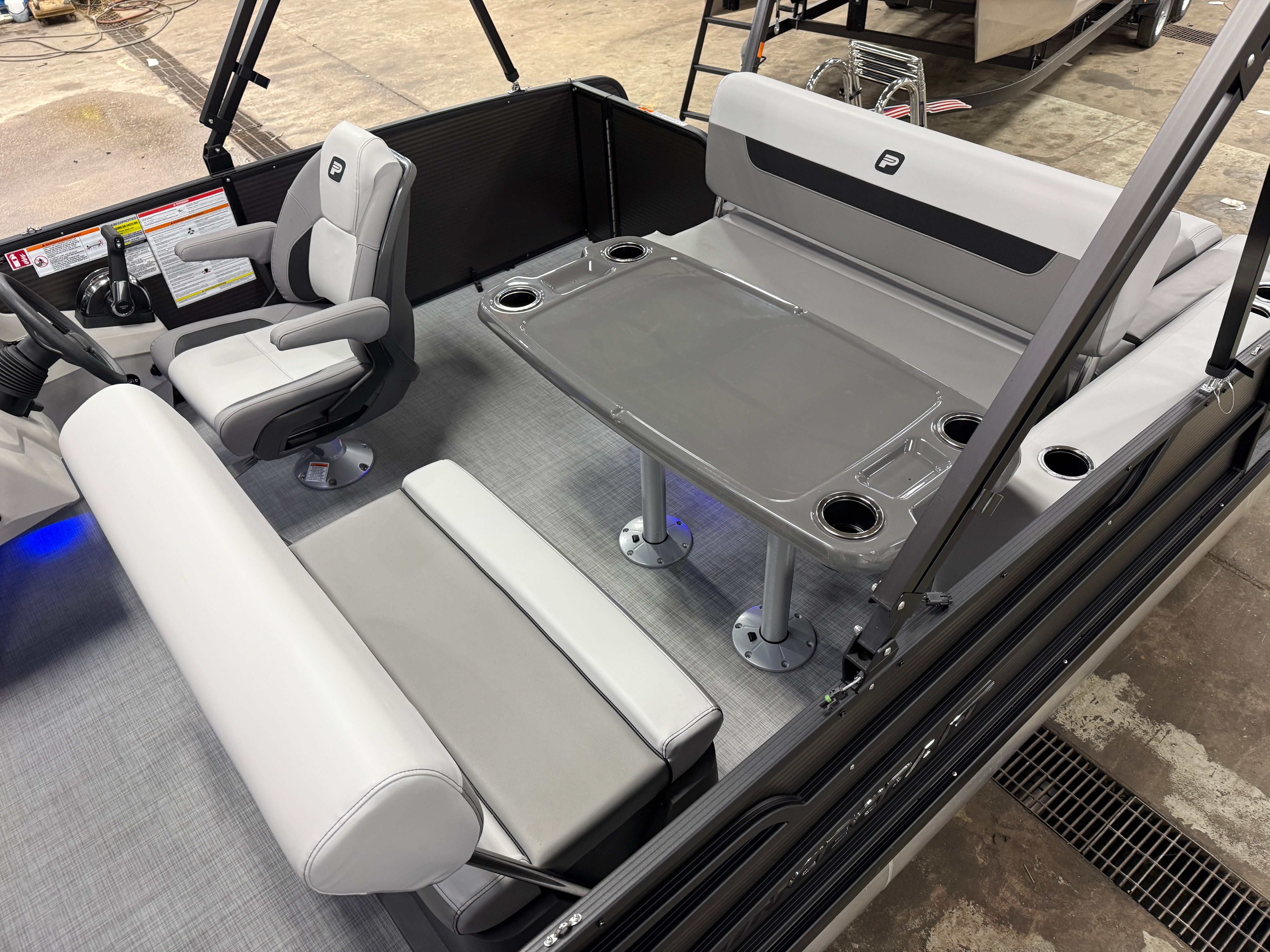 Princecraft Vectra 23 RL