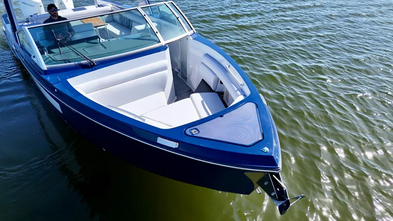 Impulse Yacht Photos Pics 2022 Aviara AV 32 Outboard boat on water, featuring sleek design and spacious seating.