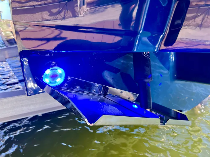 Impulse Yacht Photos Pics Aviara AV 32 Outboard 2022 with blue underwater LED lights.