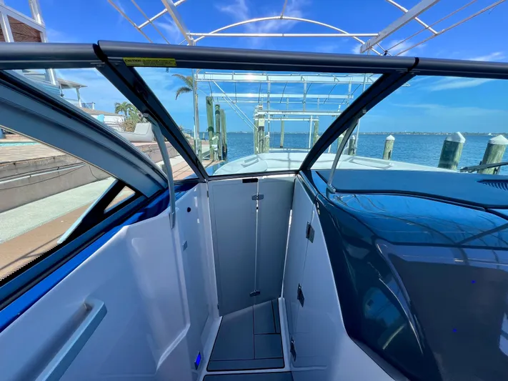 Impulse Yacht Photos Pics 