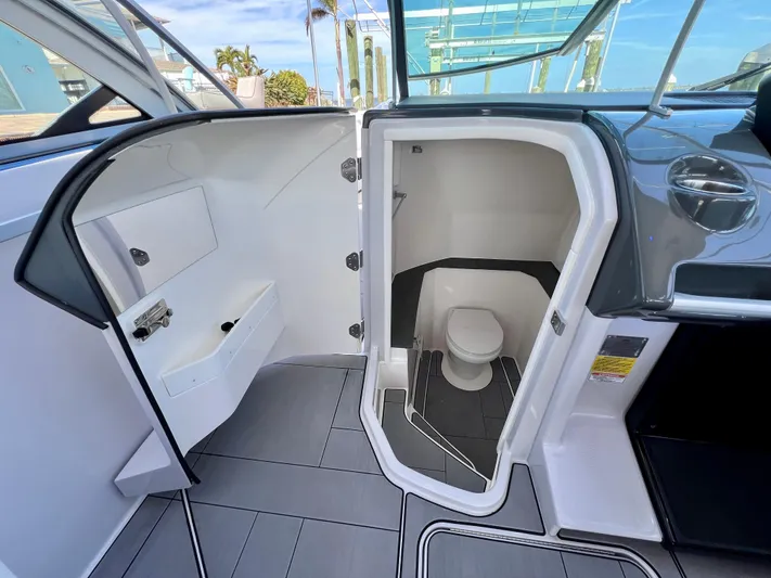 Impulse Yacht Photos Pics 