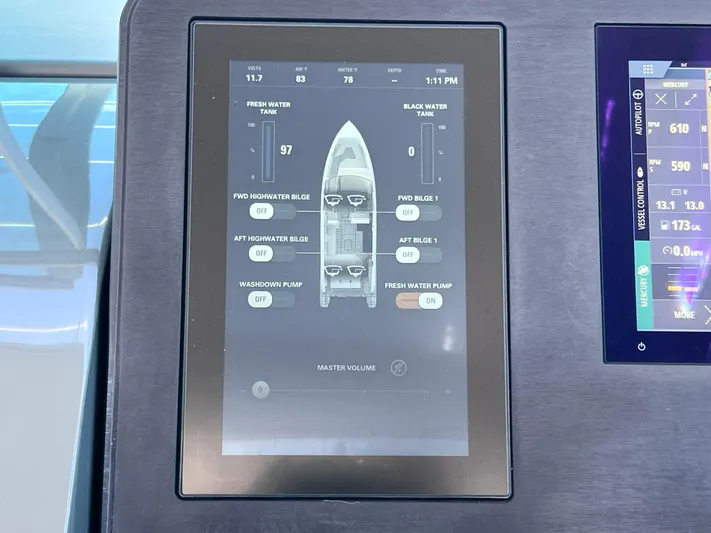 Impulse Yacht Photos Pics 