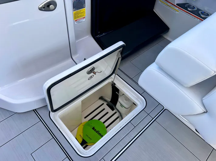 Impulse Yacht Photos Pics 