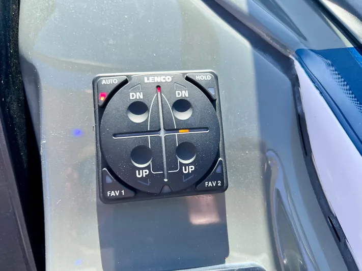 Impulse Yacht Photos Pics 