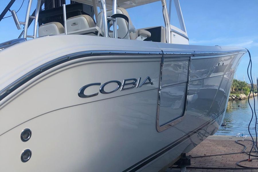 2016 Cobia 344 Center Console