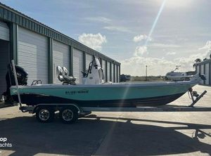2018 Blue Wave 2300 Pure Bay